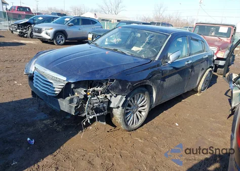 2012 Chrysler 200 Limited z USA, uszkodzony, nr VIN 1C3CCBCB0CN288787